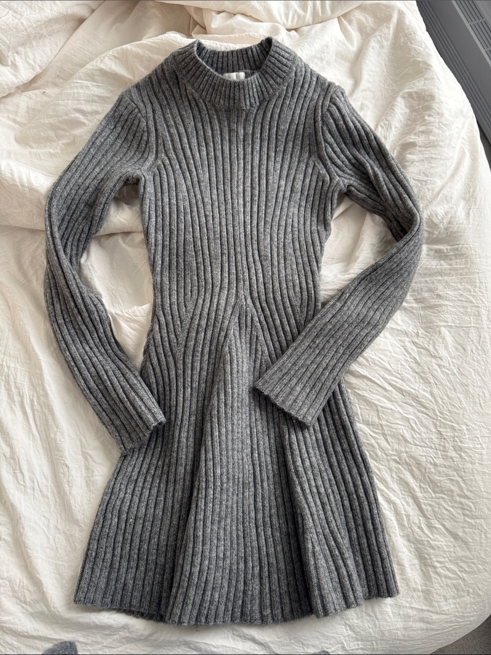 H&M Classic Ribbed Knit Long-Sleeve Dress in Gray